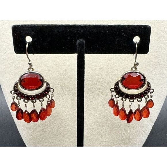 Vintage Monet Silver Tone Red Crystal Rhinestone Chandelier Dangle Drop Earrings - Picture 3 of 6